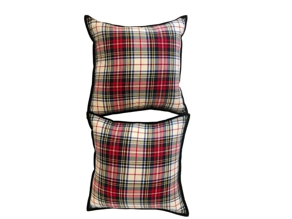 Ralph Lauren Set of Two Carson Throw Down Pillows Tartan Plaid Christmas
